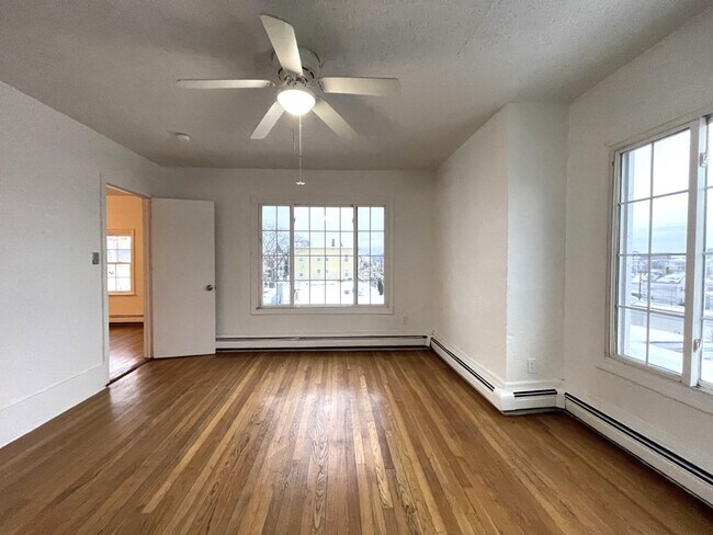 Foto del edificio - 311 Main St