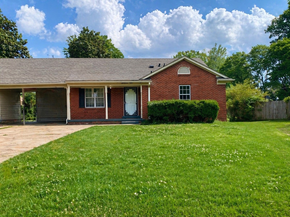 Photo - 4945 Clearbrook Cove (Memphis, TN)
