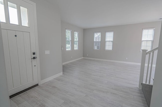 Foto del edificio - Woodland 3 Bedroom Home for Rent in Valencia!