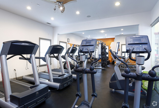 Photo - Campus Pointe Apartments