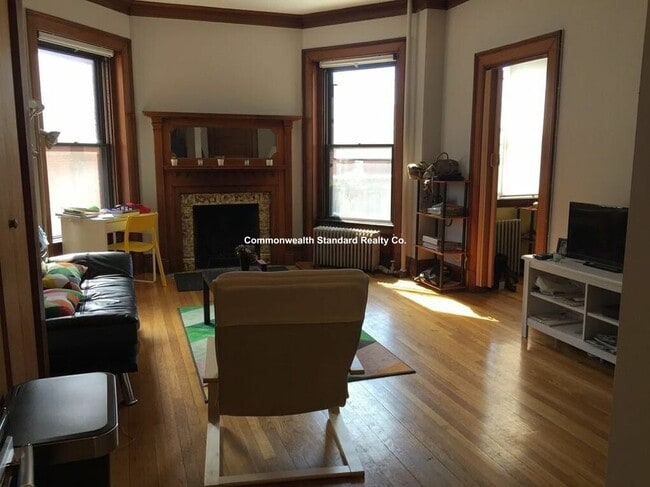 Foto del edificio - 849 Beacon St