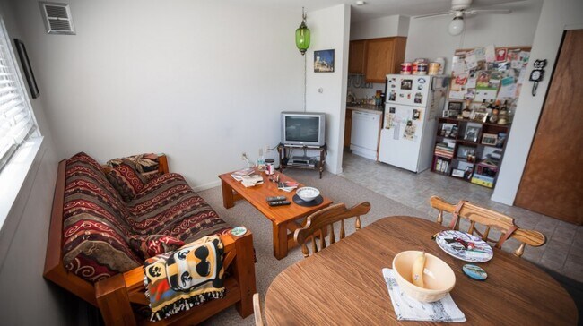 Foto del edificio - 906 20th Avenue Pl