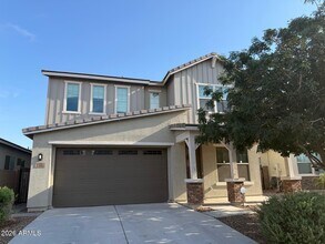 Building Photo - 2043 E Lantana Dr