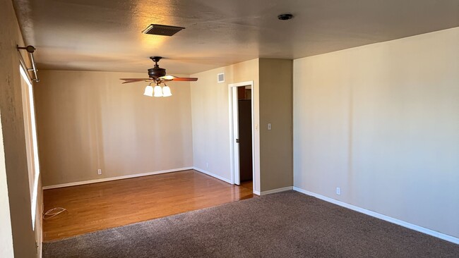 Foto del edificio - MOVE-IN SPECIAL $500 OFF FIRST MONTHS RENT!