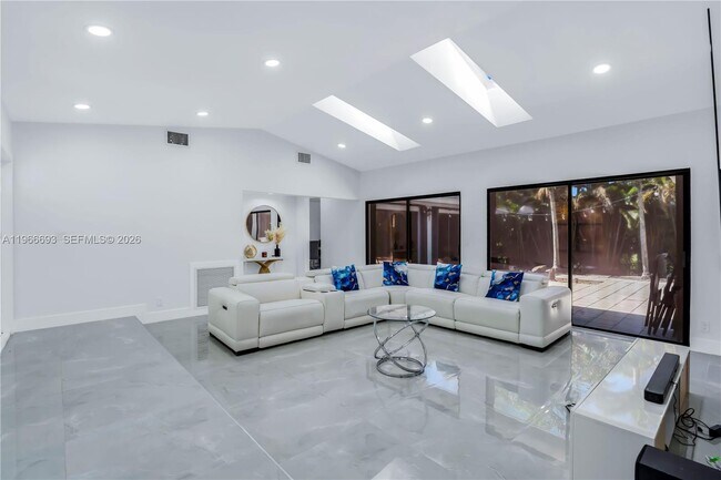 Foto del edificio - 4500 NW 113th Terrace