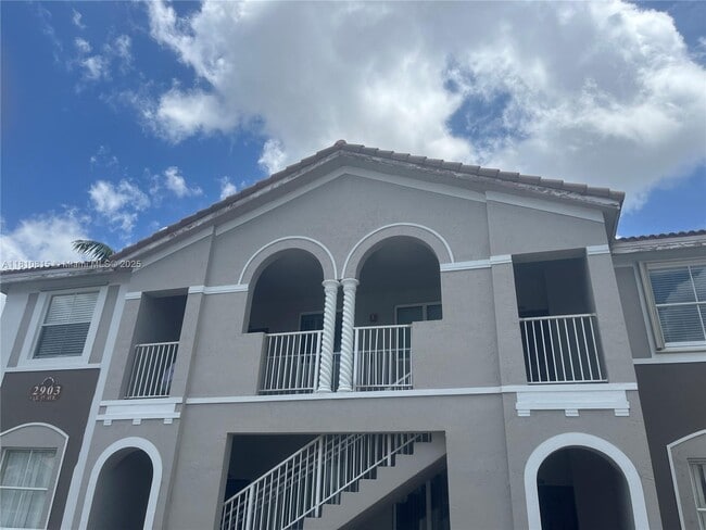 Foto del edificio - 2903 SE 17th Ave