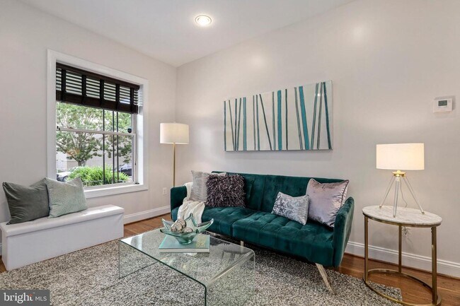 Foto del edificio - 2603 Sherman Ave NW