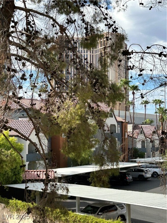 Foto del edificio - 210 E Flamingo Rd