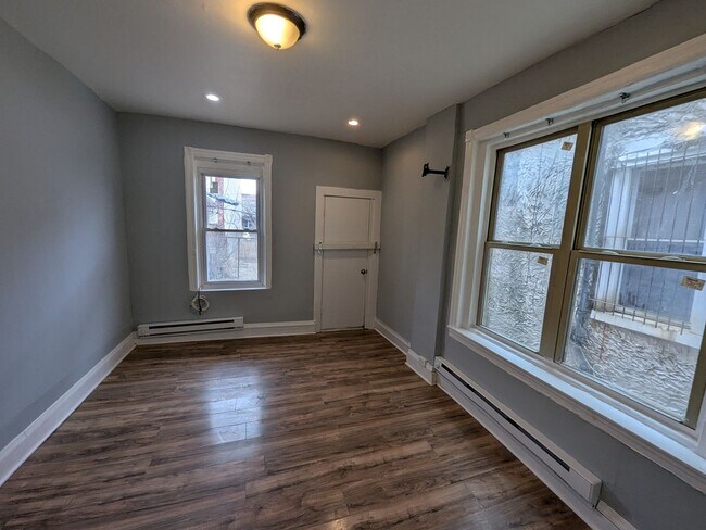 Building Photo - 6022 Allman St