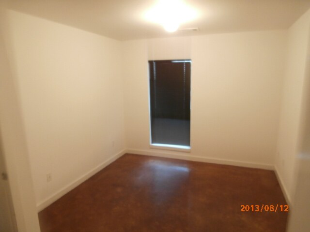 Building Photo - 6143 Gehring St