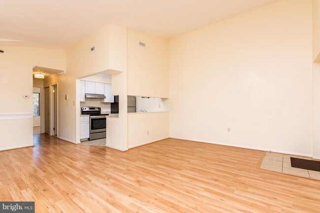 Building Photo - 1102 Castle Harbor Way