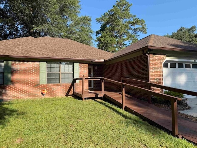 Building Photo - 432 Merlin Way