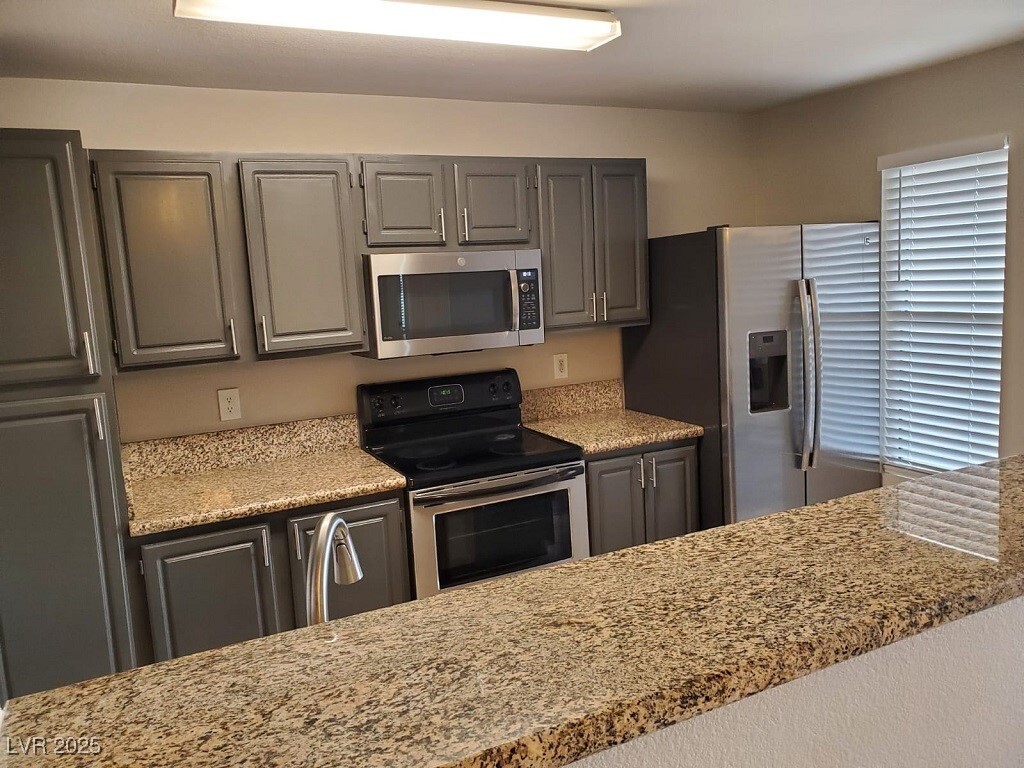 Foto principal - 5055 W Hacienda Ave