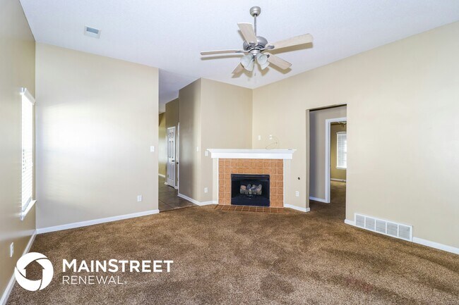 Foto del edificio - 6855 Kerry Valley Ln
