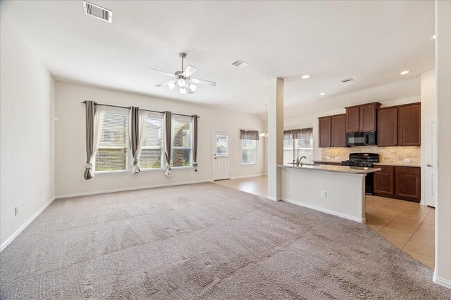 Building Photo - 205 Brookwood Park Ln