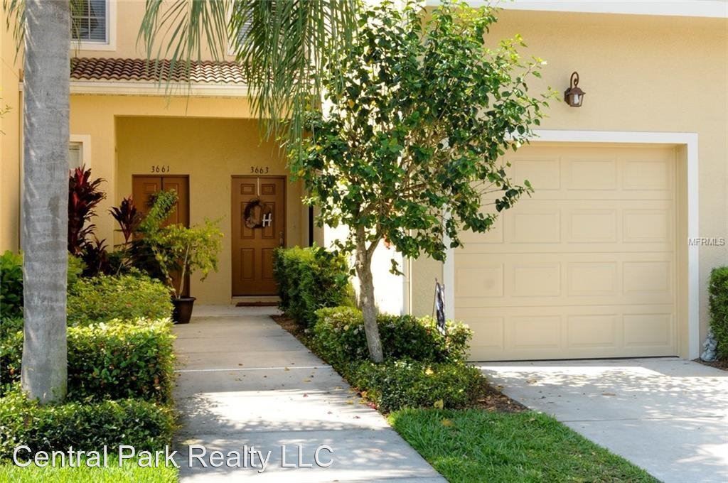 3 br, 2.5 bath House 3663 Parkridge Circle House Rental in Sarasota, FL