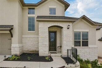 Building Photo - 15609 Cabrillo Way