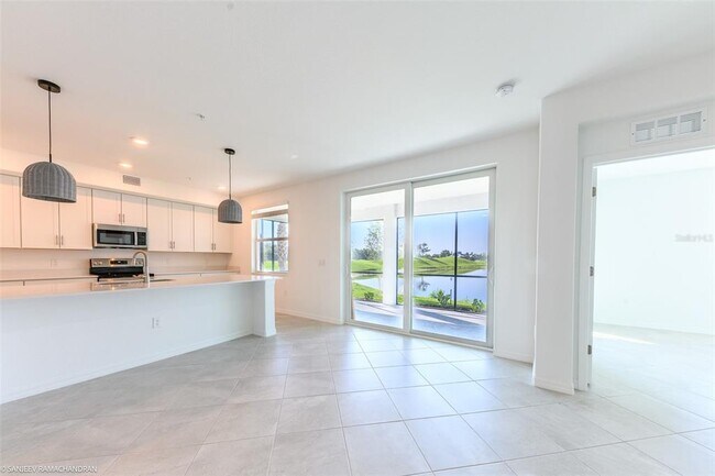 Foto del edificio - 14132 Poppy Fld Lp