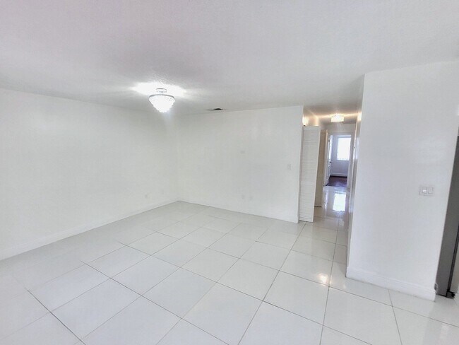 Foto del edificio - 22125 SW 103rd Ct