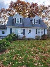 Building Photo - 141 Greenwood Ct