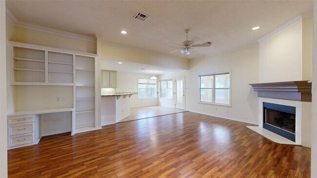 Building Photo - 327 Bernburg Ln