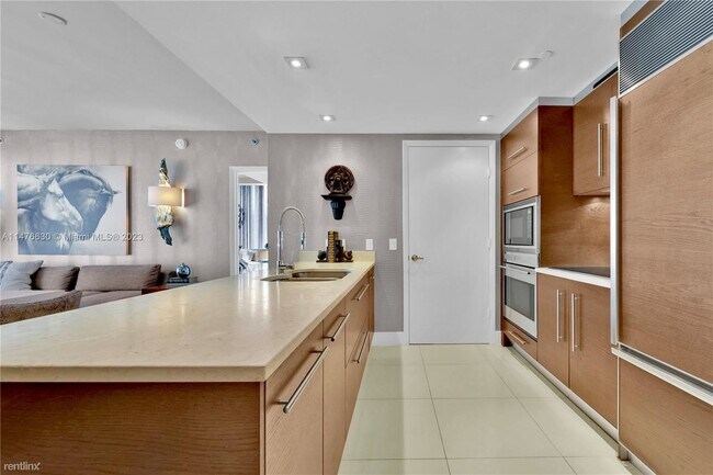 Foto del edificio - 2 br, 2 bath Condo - 475 Brickell Ave Apt ...