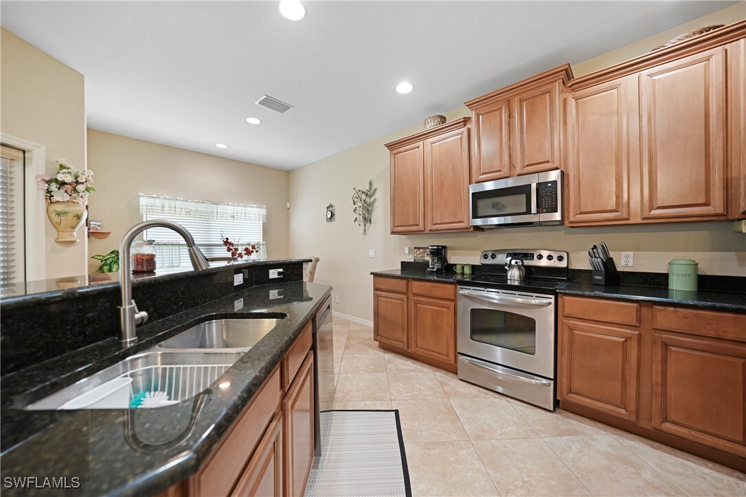 Foto principal - 2454 Blackburn Cir