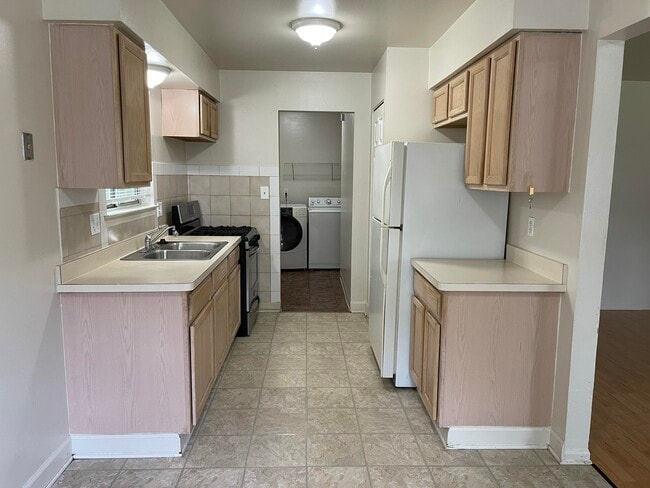 Building Photo - 34811 Pardo St