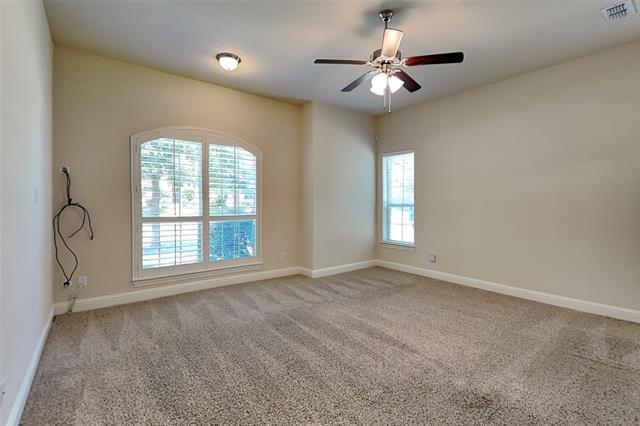 Foto del edificio - 3006 Knightsbridge Ln