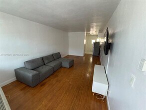 Building Photo - 300 74th St