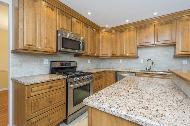 Foto del edificio - 13 Sweetwater Cir