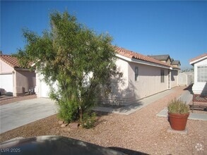 Building Photo - 4641 Skybolt St