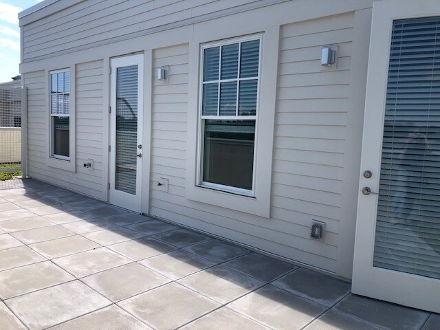 Two doors onto terrace - 6803 Cameron Dr NW