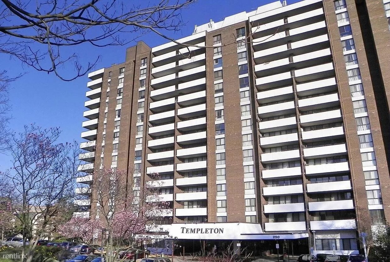 Primary Photo - 250 S Reynolds St