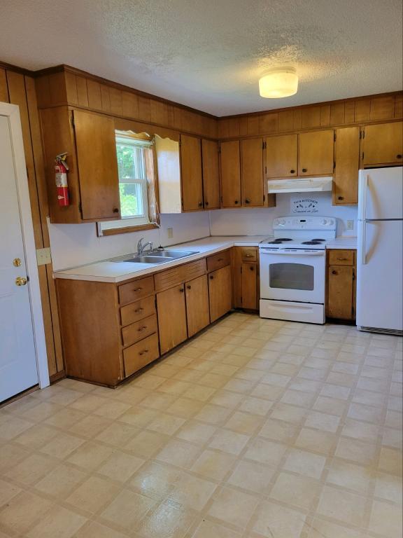 Building Photo - 205 Nolens Hill Rd