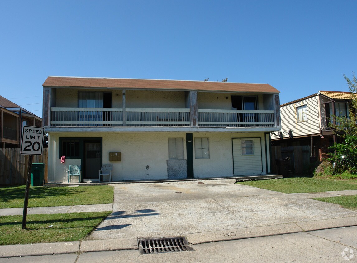 3633 Martinique Ave, Kenner, LA 70065 Apartments in Kenner, LA