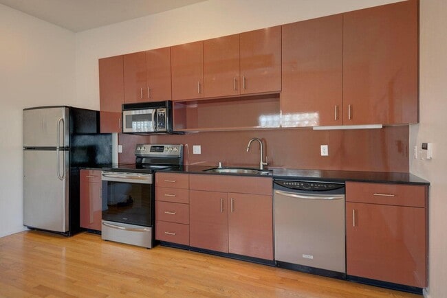 Building Photo - 400 Copper Ave NW