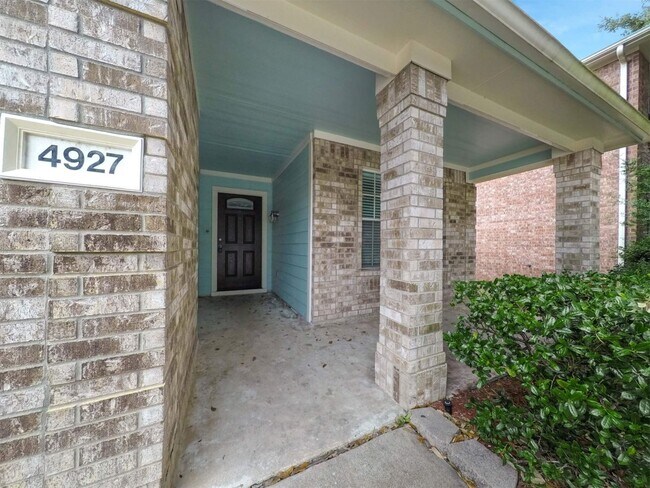 Foto del edificio - 4927 Deep Glen Ln