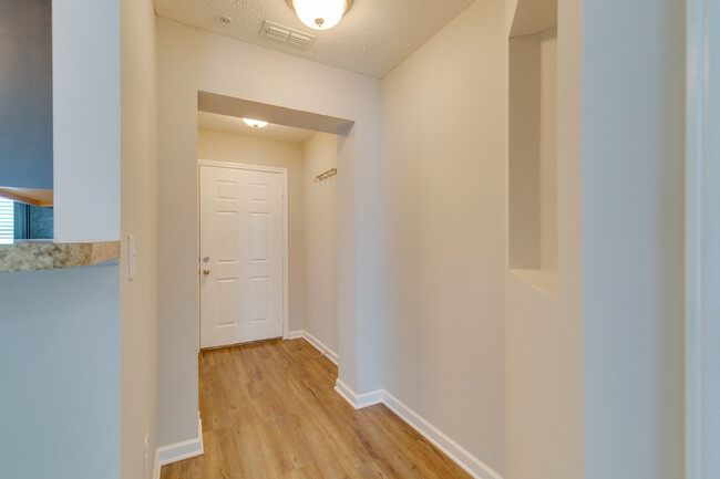 Building Photo - 2066 Caladonia Way