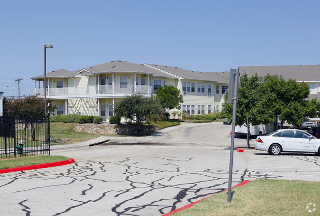 Building Photo - The Waterford at Thousand Oaks