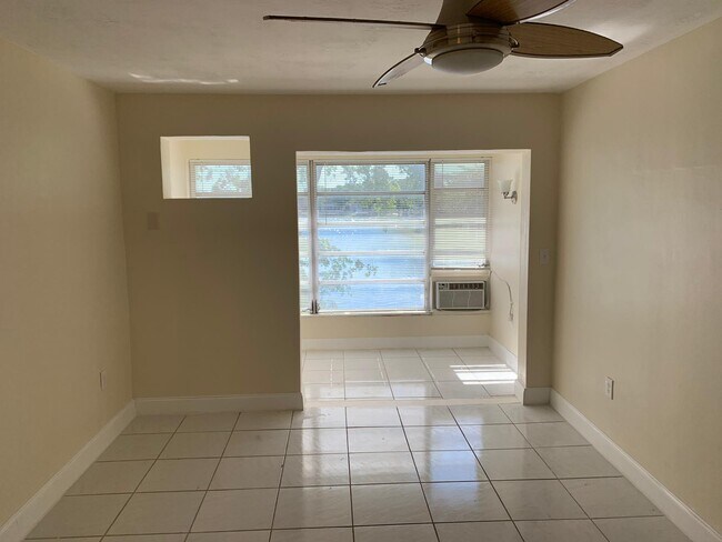 Foto del edificio - 19080 NE 3rd Ct