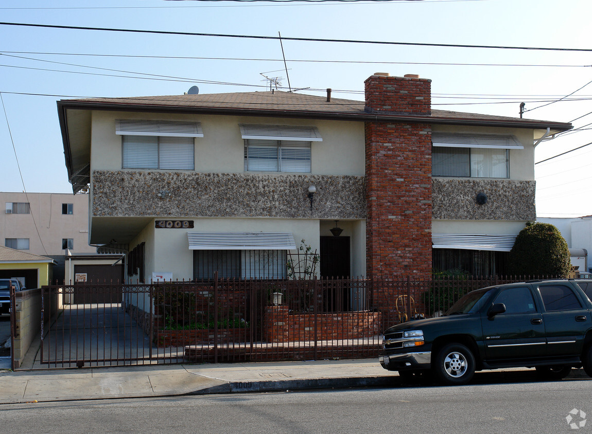 Primary Photo - 4009 W 130th St