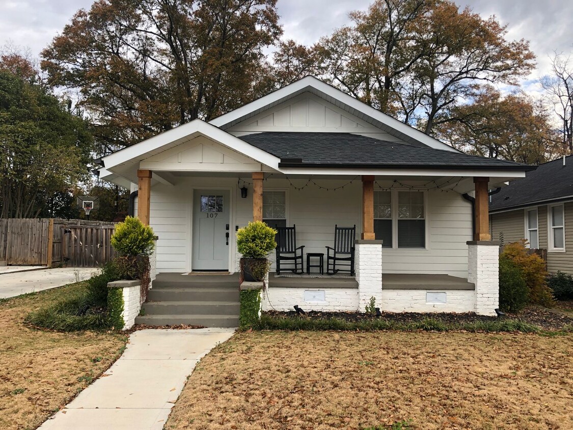 Foto principal - Greenville - 3 Bd/2Ba, 1400 SF