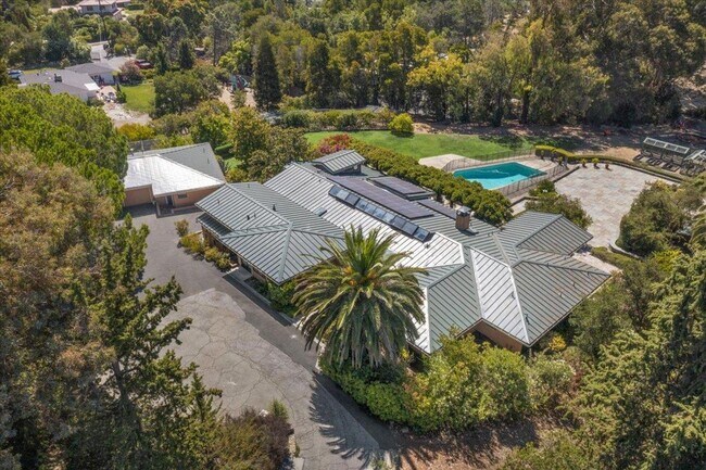 Foto del edificio - 121 Croydon Way