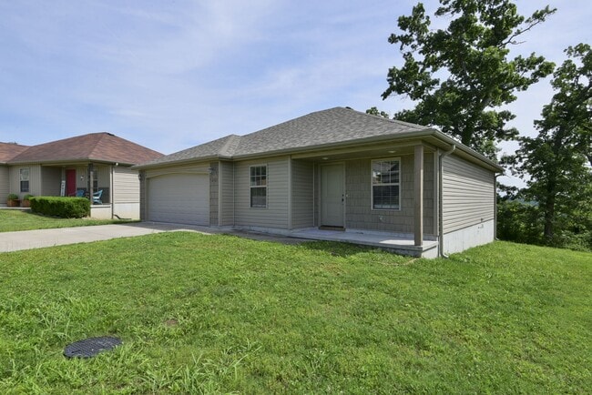 Building Photo - 6603 Prairie Trail