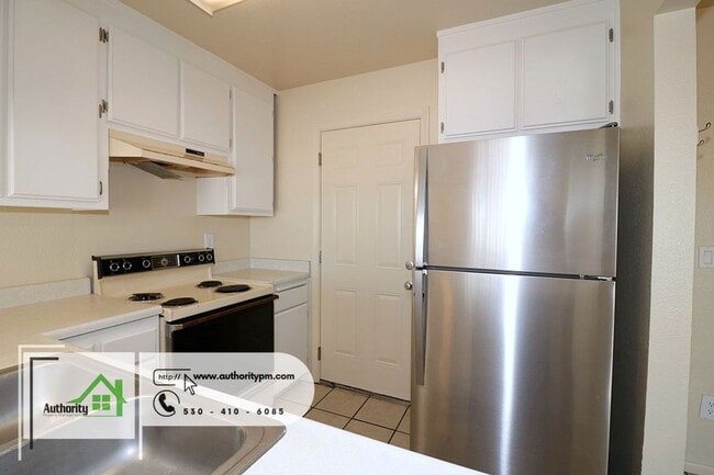Building Photo - 5385 Vly Rdg Dr