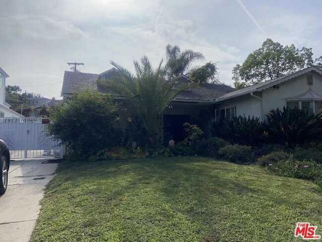 Foto del edificio - 1913 Hillsboro Ave