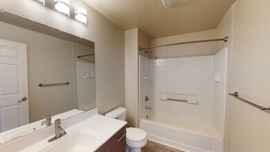 Interior Photo - Almaden Lake Village