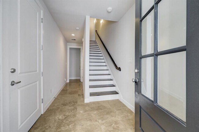 Building Photo - 4109 Eigel St