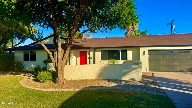 Building Photo - 3109 E Cholla St